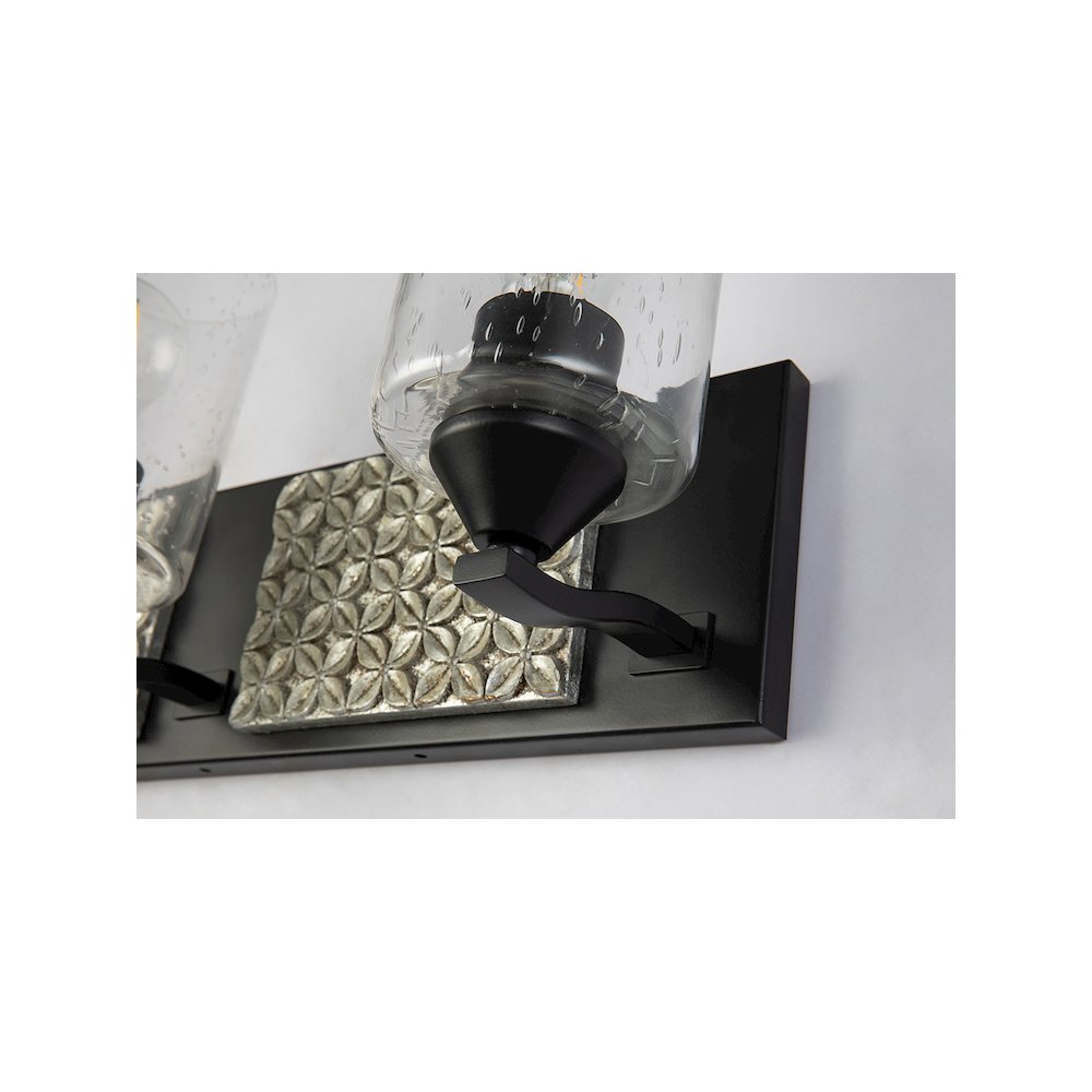 Arcadia 3 Light Bath Bar in Matte Black and Silver. Picture 3