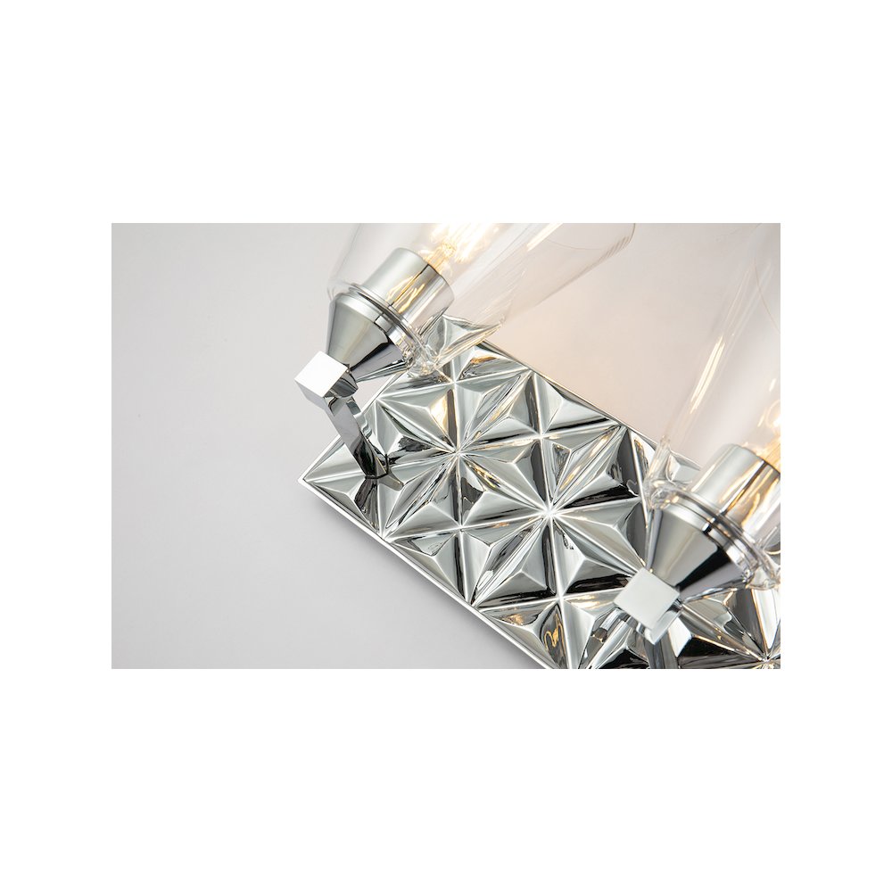 Alpha 3 Light Vanity Light With Glass in Polished Chrome. Picture 4