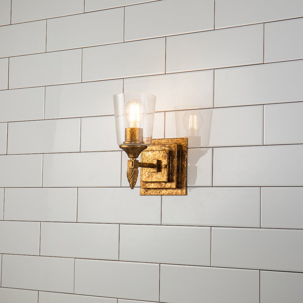 Vetiver 1 Light Wall Sconce Gold. Picture 3