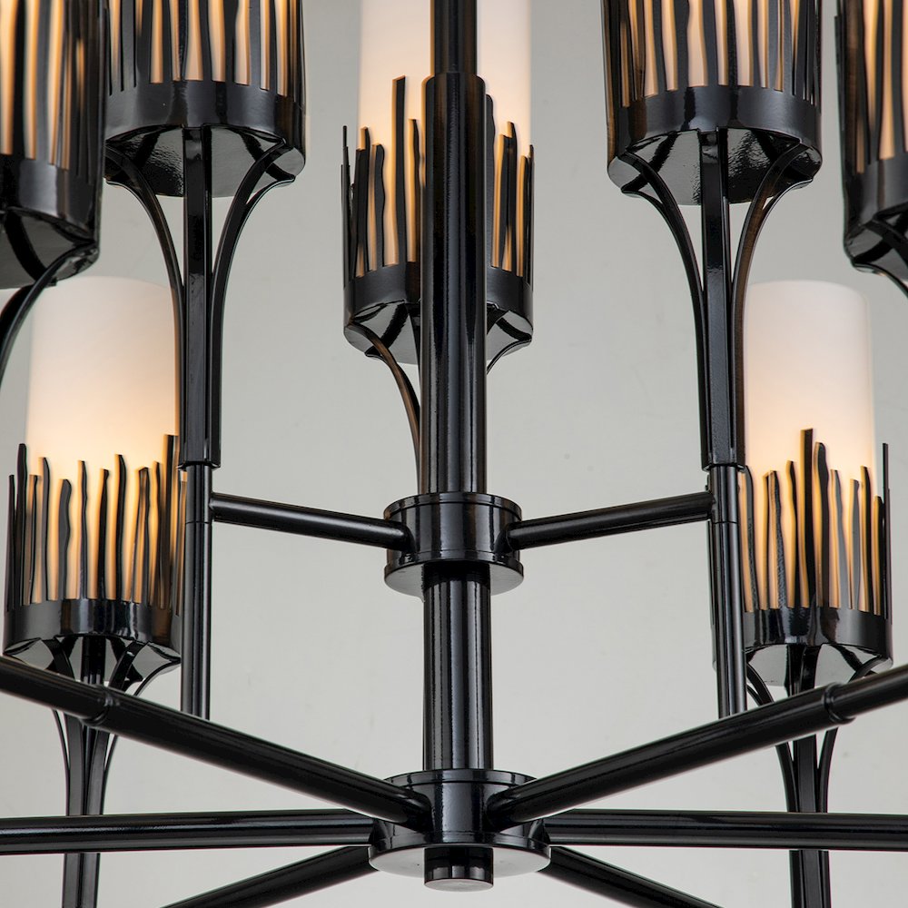 Sawgrass 9 Lt Chandelier in Black. Picture 6