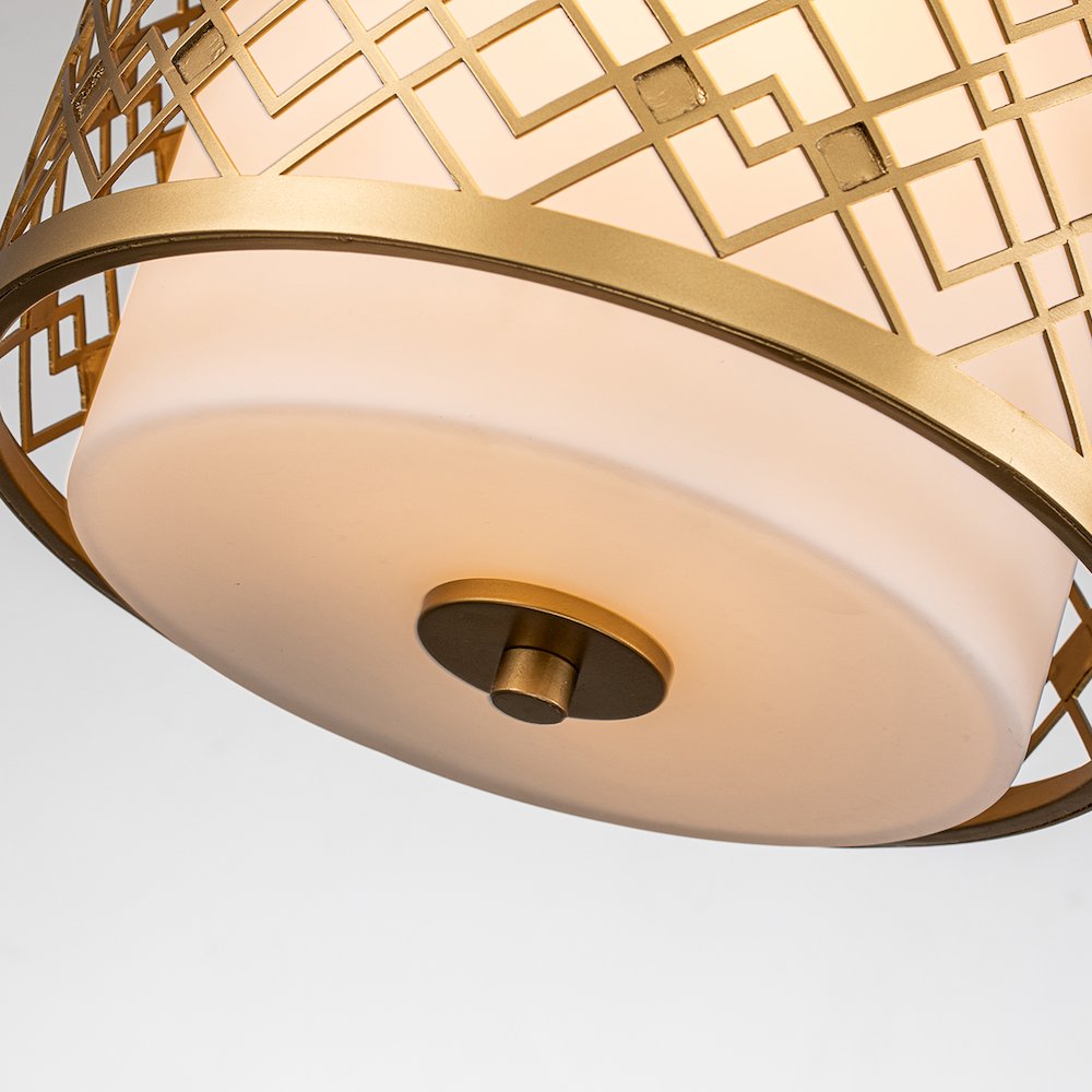 Ziggy Mini Pendant in Lacquered Gold. Picture 2