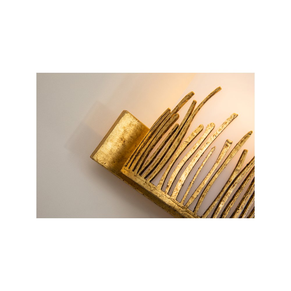 Sawgrass 3 Light Vanity In Distressed Gold. Picture 5