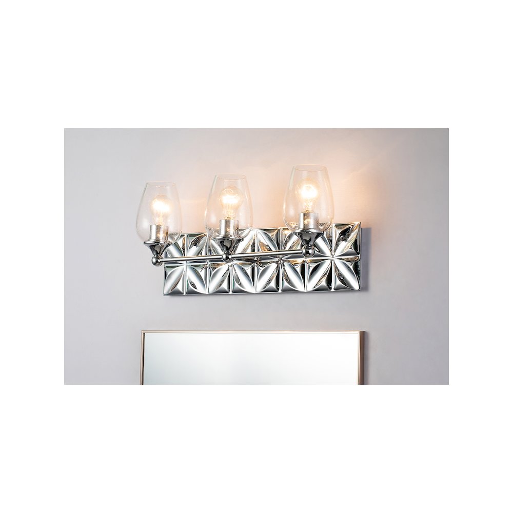 Epsilon Modern 3 Light Bath Vanity in Polished Chrome. Picture 2