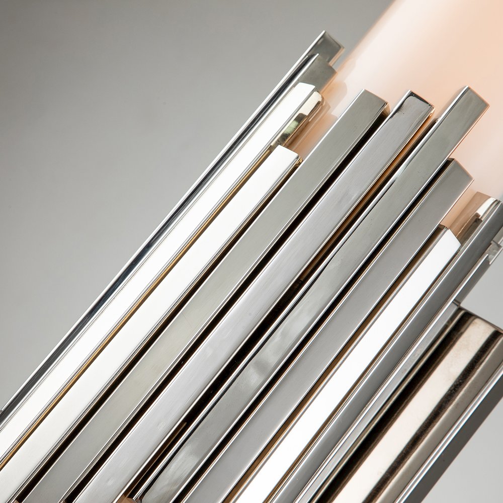 Marvel 1 Light Bath Light in Polished Nickel. Picture 3