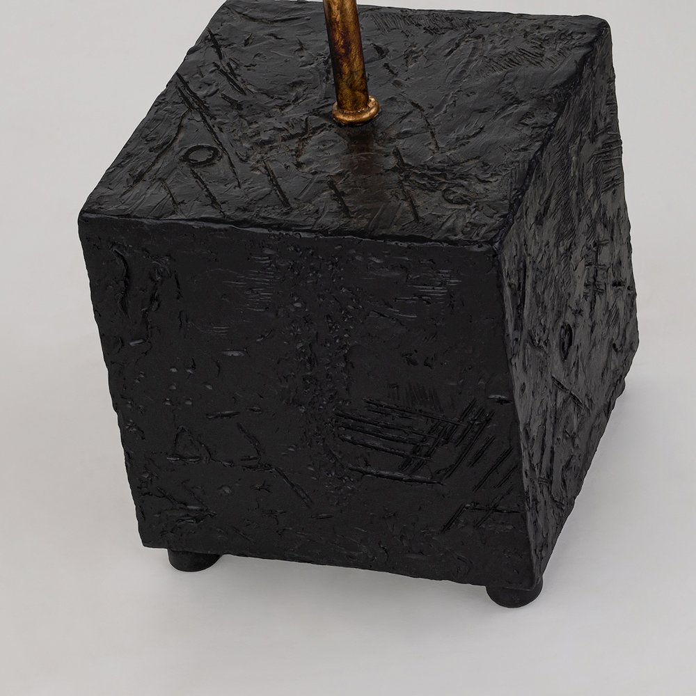 The Coral Luxe Table Lamp. Picture 5