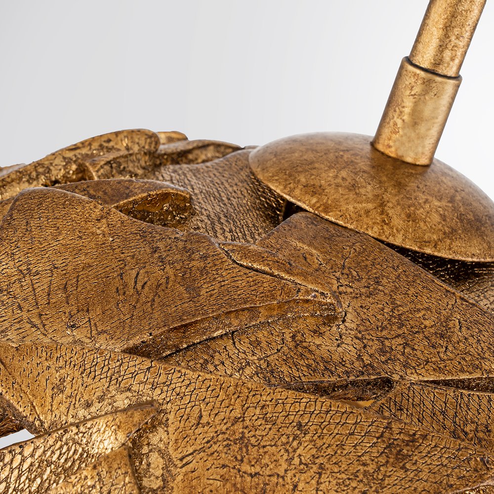 The Mosaic Luxe 10" in Textured Gold. Picture 3