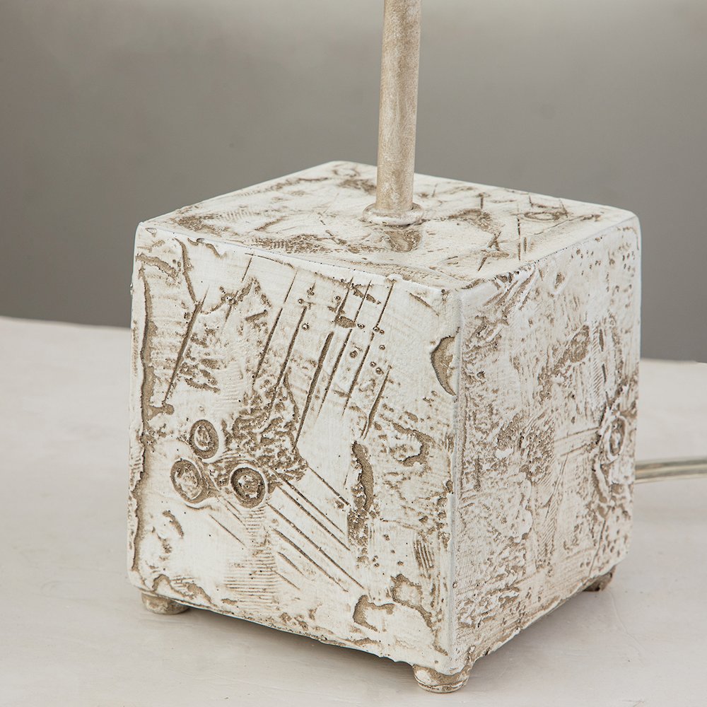 Petra Table Lamp. Picture 4