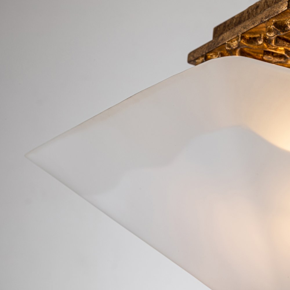 Star Gold Flush Mount. Picture 3