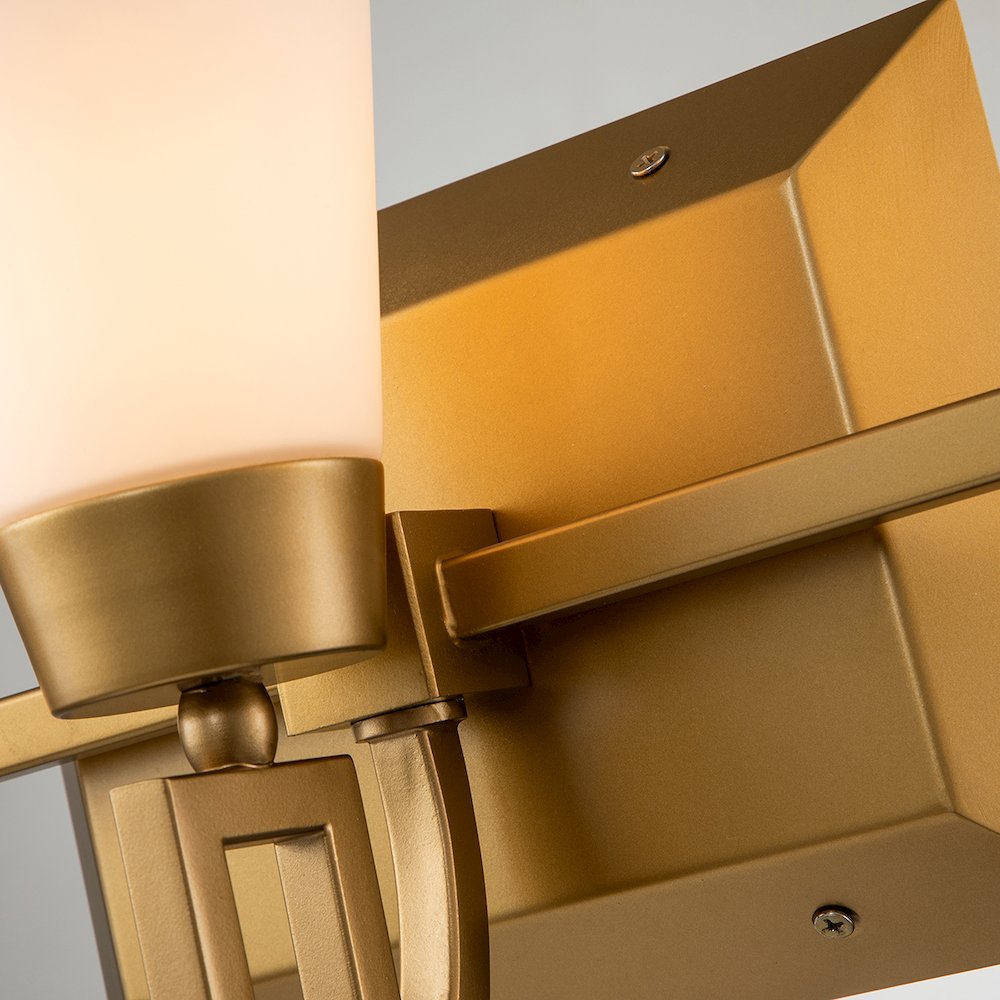 Lemuria 3 Light Bath Bar in Lacquered Gold. Picture 2
