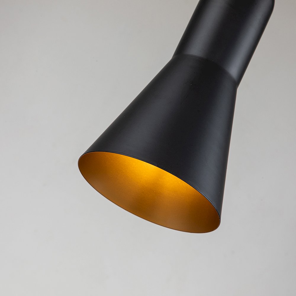 Etoile Small Black Pendant. Picture 2