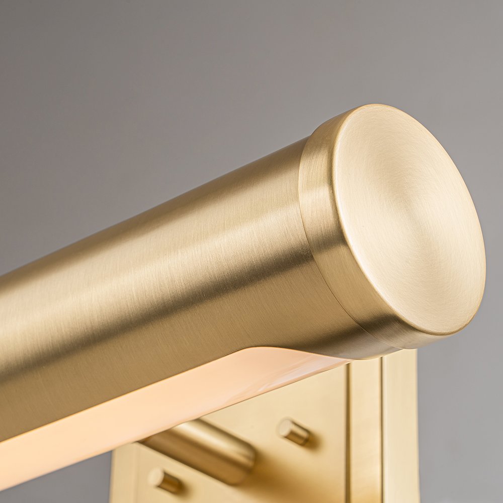 Cade Medium Picture Light in Brushed Bronze. Picture 4