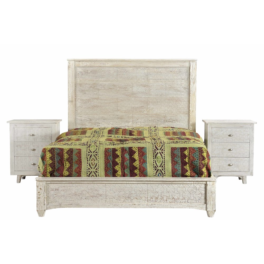Gridley King Bed in White Wash. Picture 1
