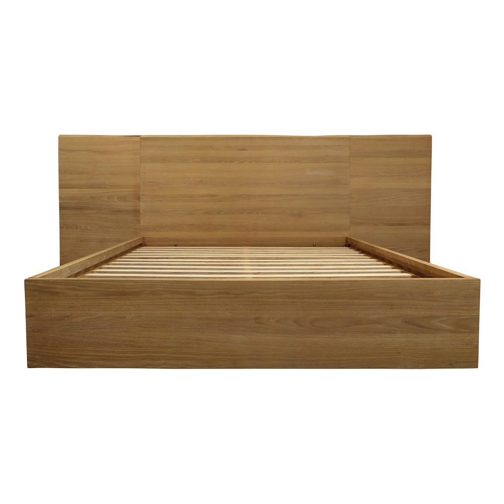 Sarasota California King Bed with Wings in Natural Oak. Picture 1