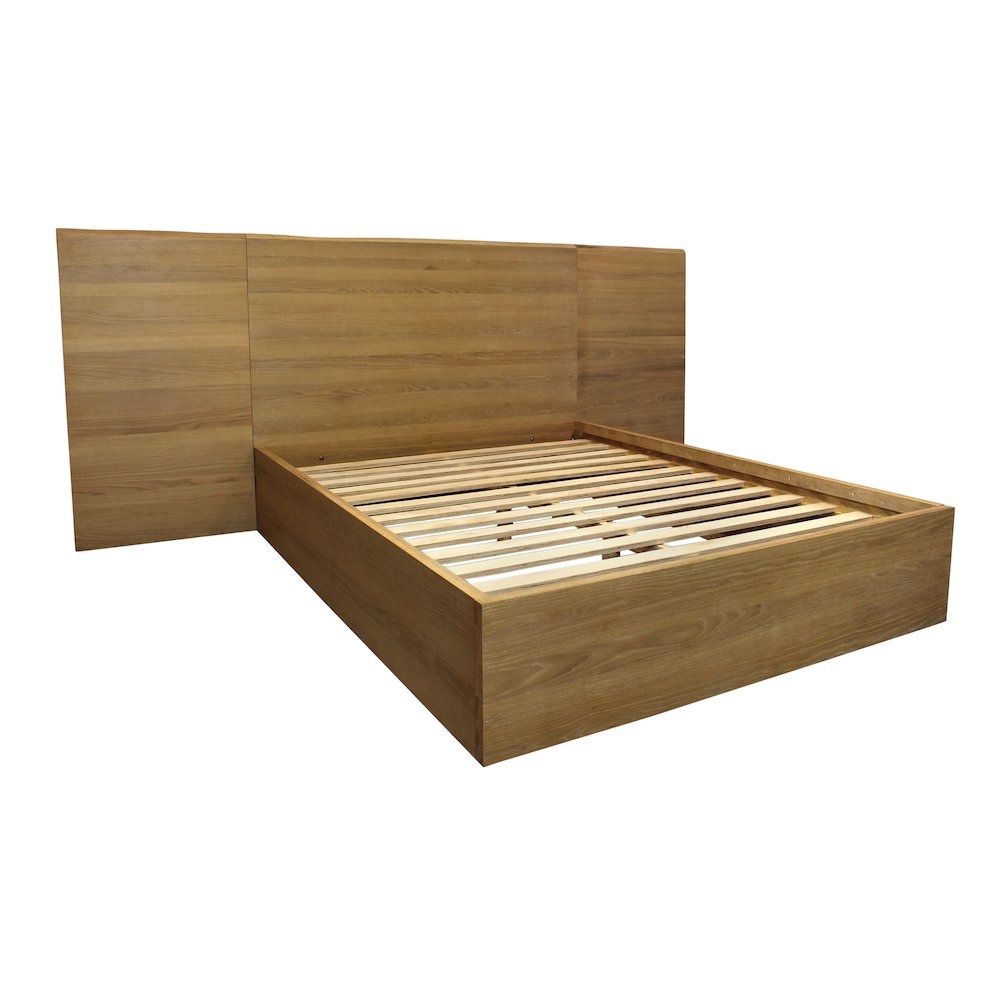 Sarasota Queen Bed with Wings in Natural Oak. Picture 3
