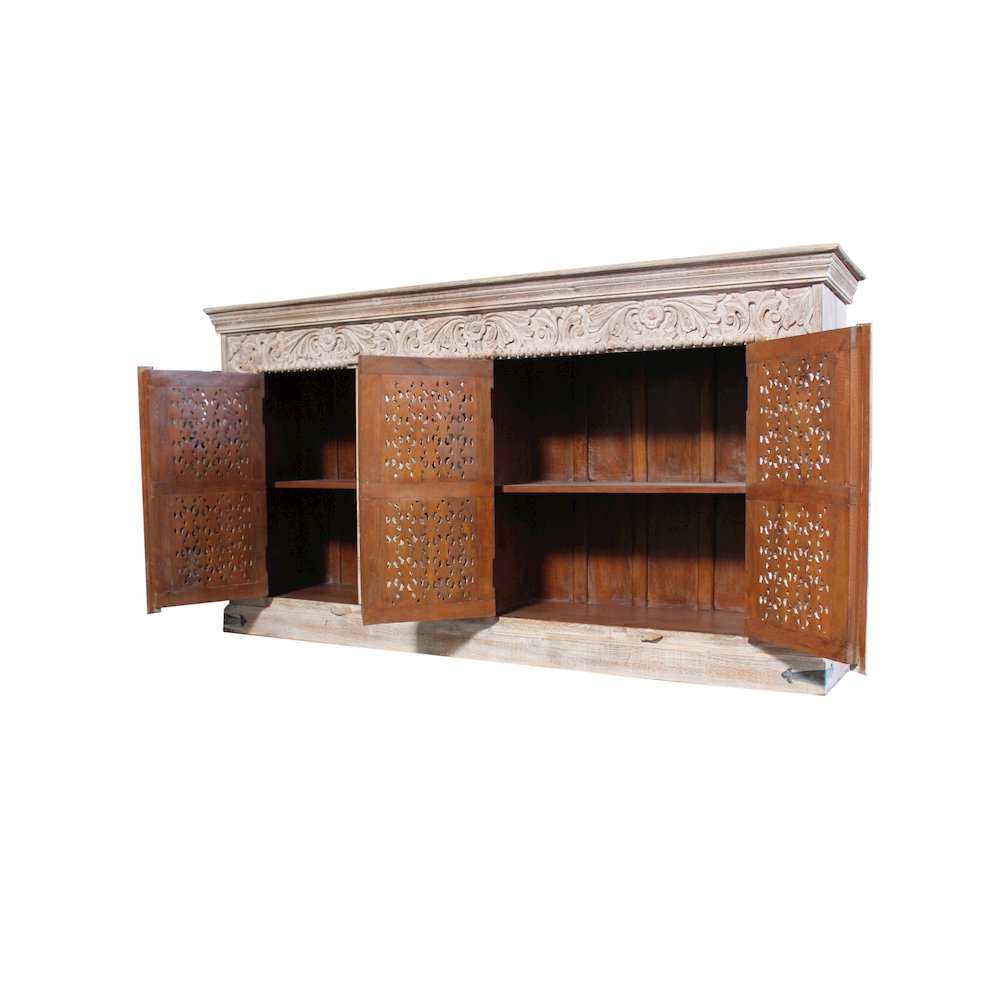 Carter Toro 4-Door Carved Sideboard in Natural. Picture 2