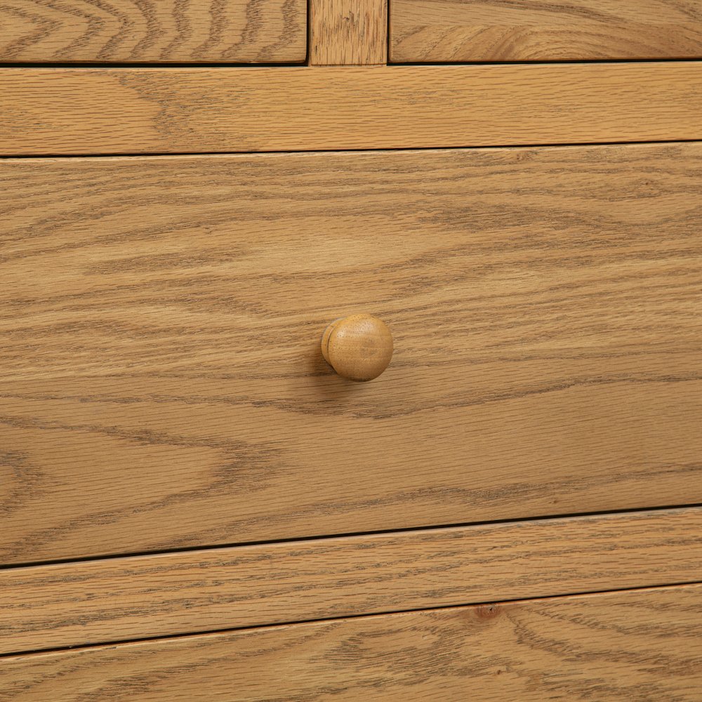 Astrid 8 - Drawer Dresser In Solid Oak Wood. Picture 11