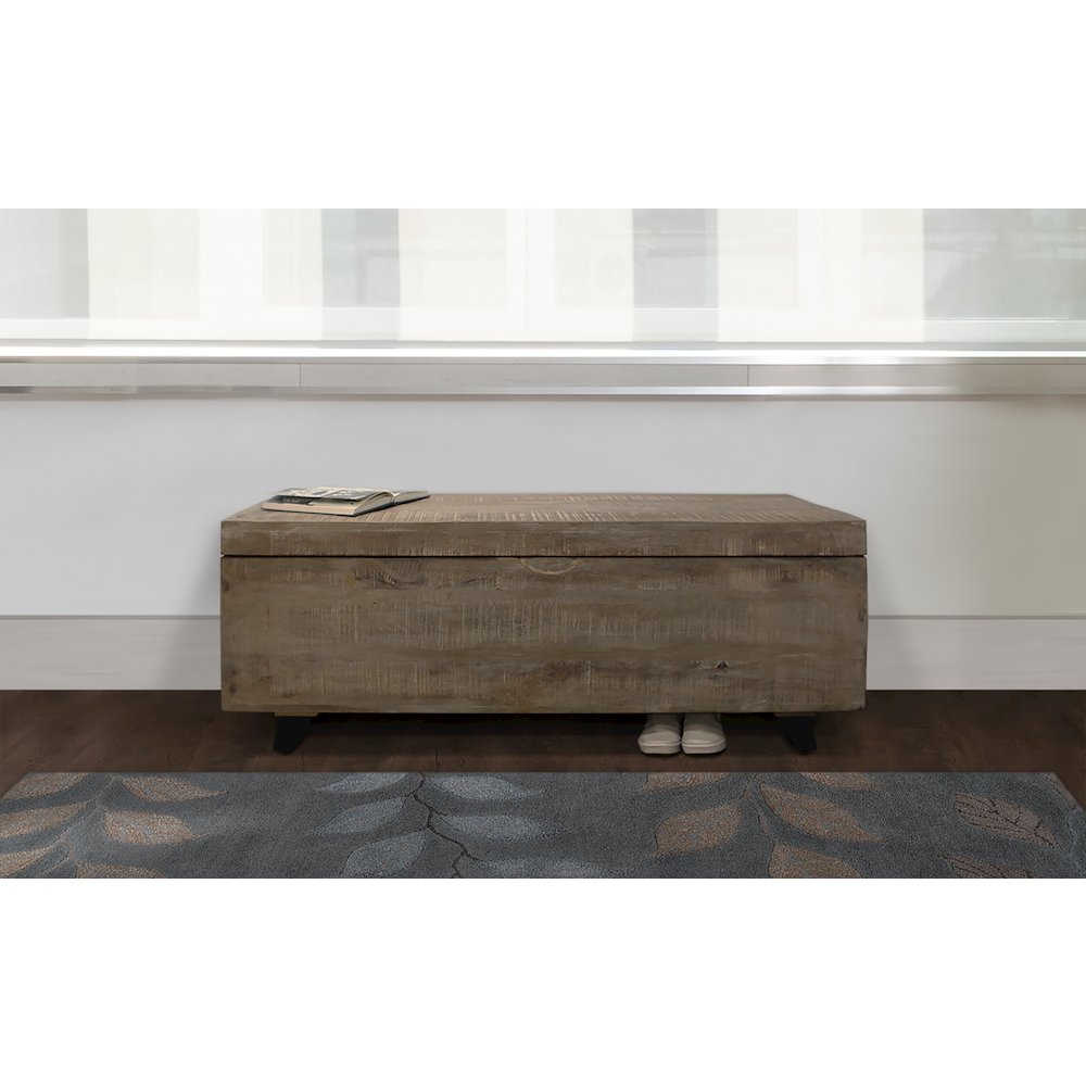 Rockefeller Storage Chest in Gray. Picture 5