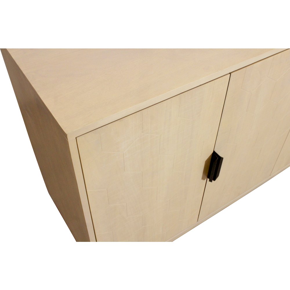 Ren 4-Door Sideboard in Aged Natural. Picture 8