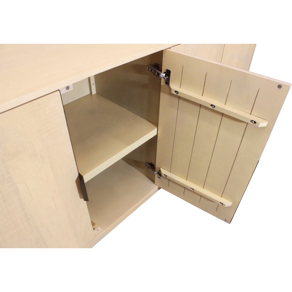 Ren 4-Door Sideboard in Aged Natural. Picture 9