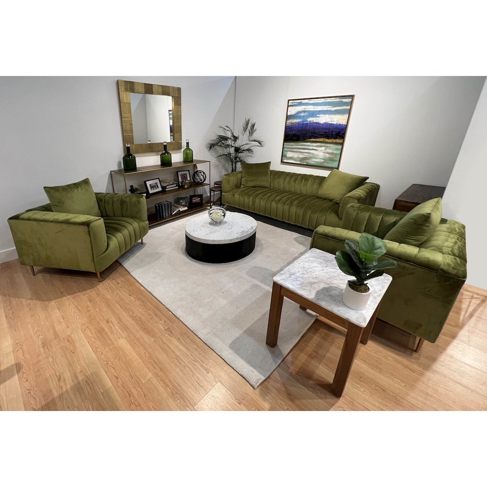 Mid-Century Modern Rutland Sofa in Olive. Picture 2