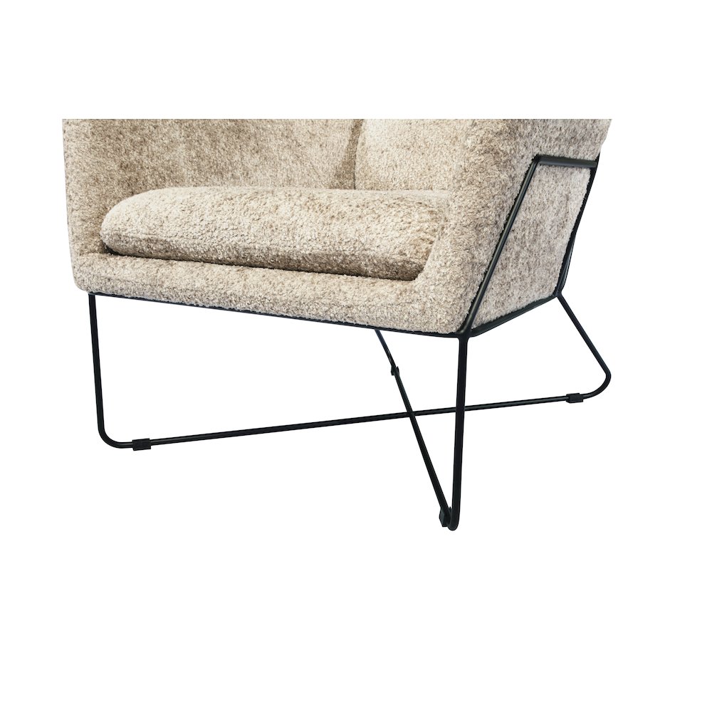 Emilia Lounge Chair in Beige Boucle Fabric. Picture 6