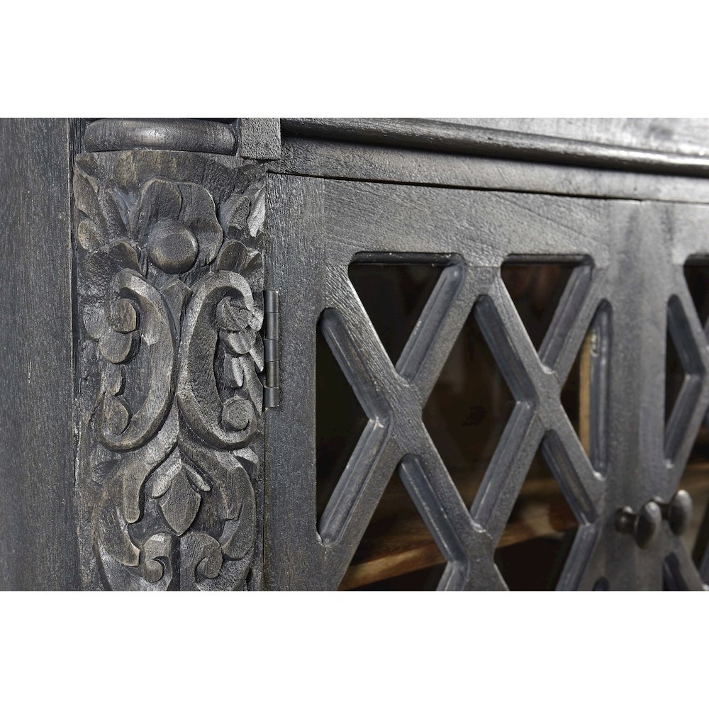 Carmenita Carlyle 3-Door Sideboard in Antique Dark Gray. Picture 3