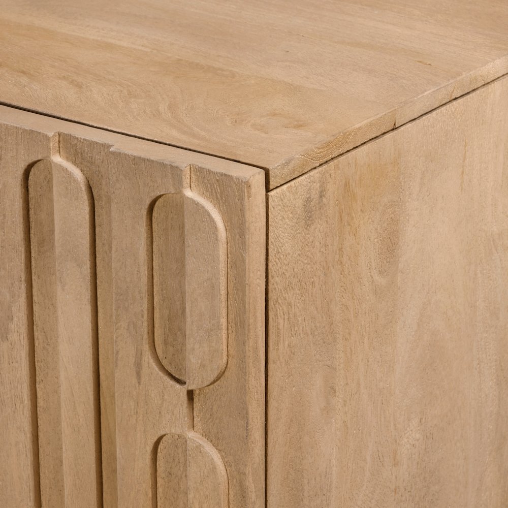 Lana 4-door Sideboard. Picture 6
