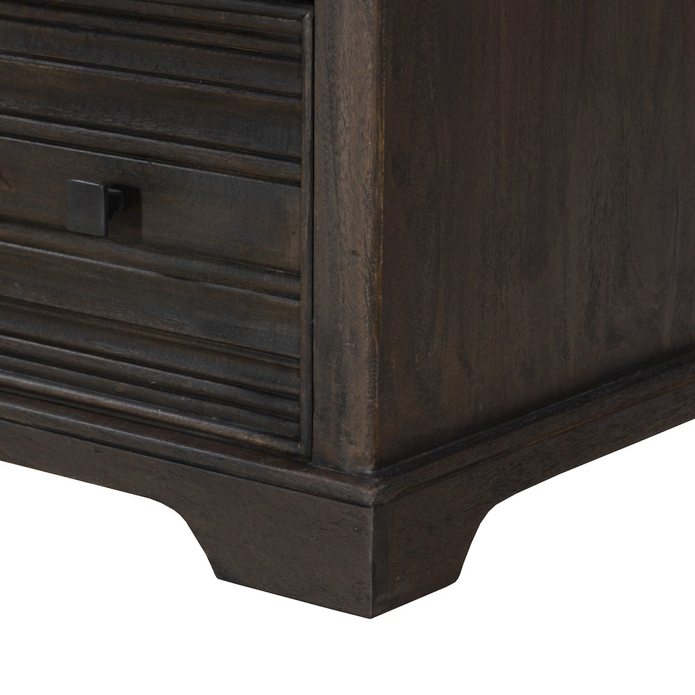 Carmenita 6-Drawer Dresser in Rich Umber. Picture 6