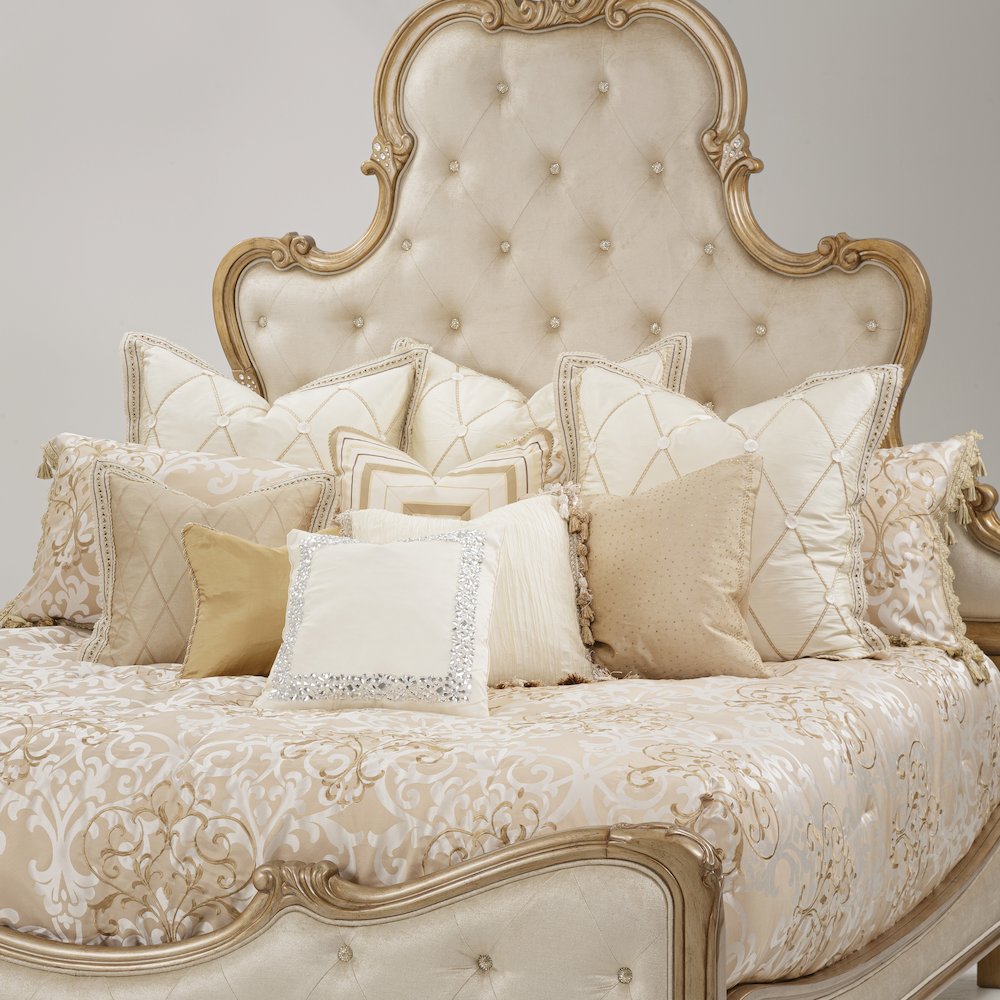 Luxembourg 13-Piece King Comforter Set - Crème. Picture 3