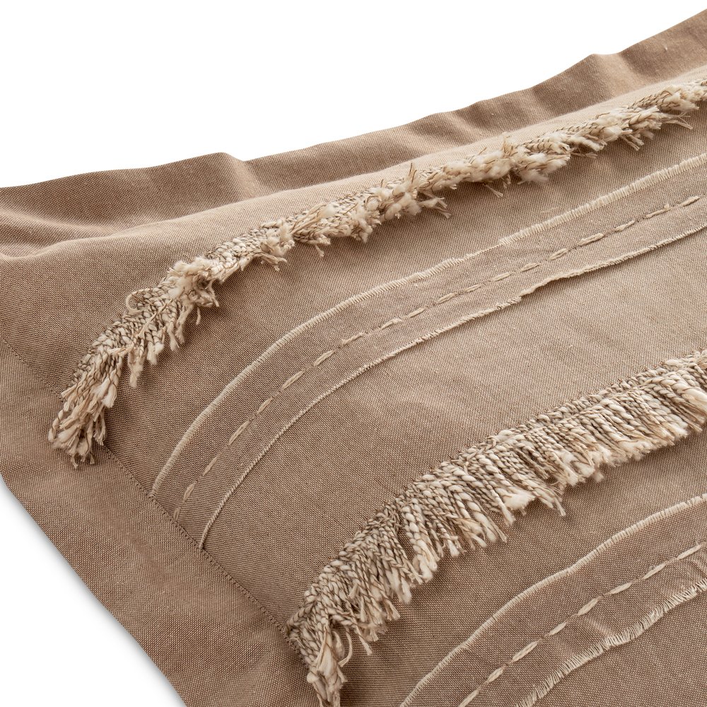 Country Lane 8-Piece King Duvet Set - Toast. Picture 10