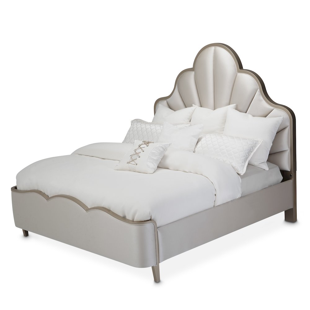 Malibu Crest Queen Scalloped Panel Bed - Chardonnay. Picture 1