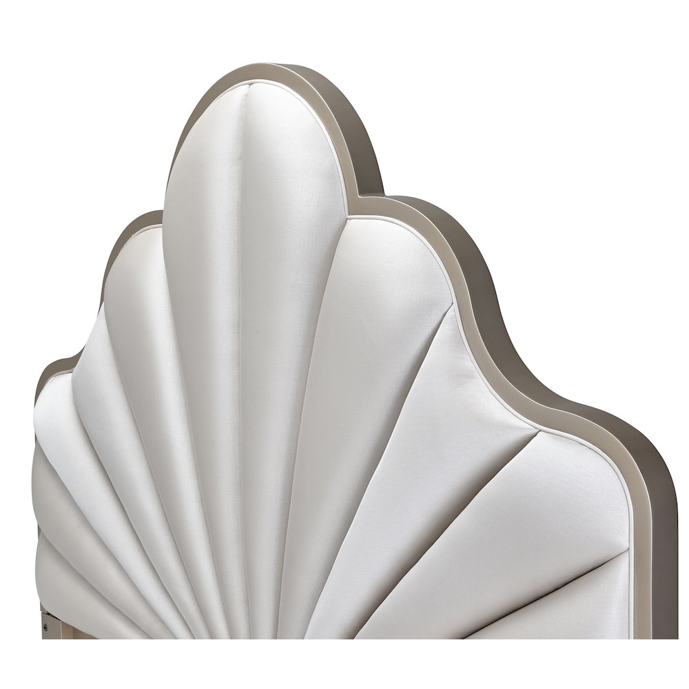 Malibu Crest Queen Scalloped Panel Bed - Chardonnay. Picture 7