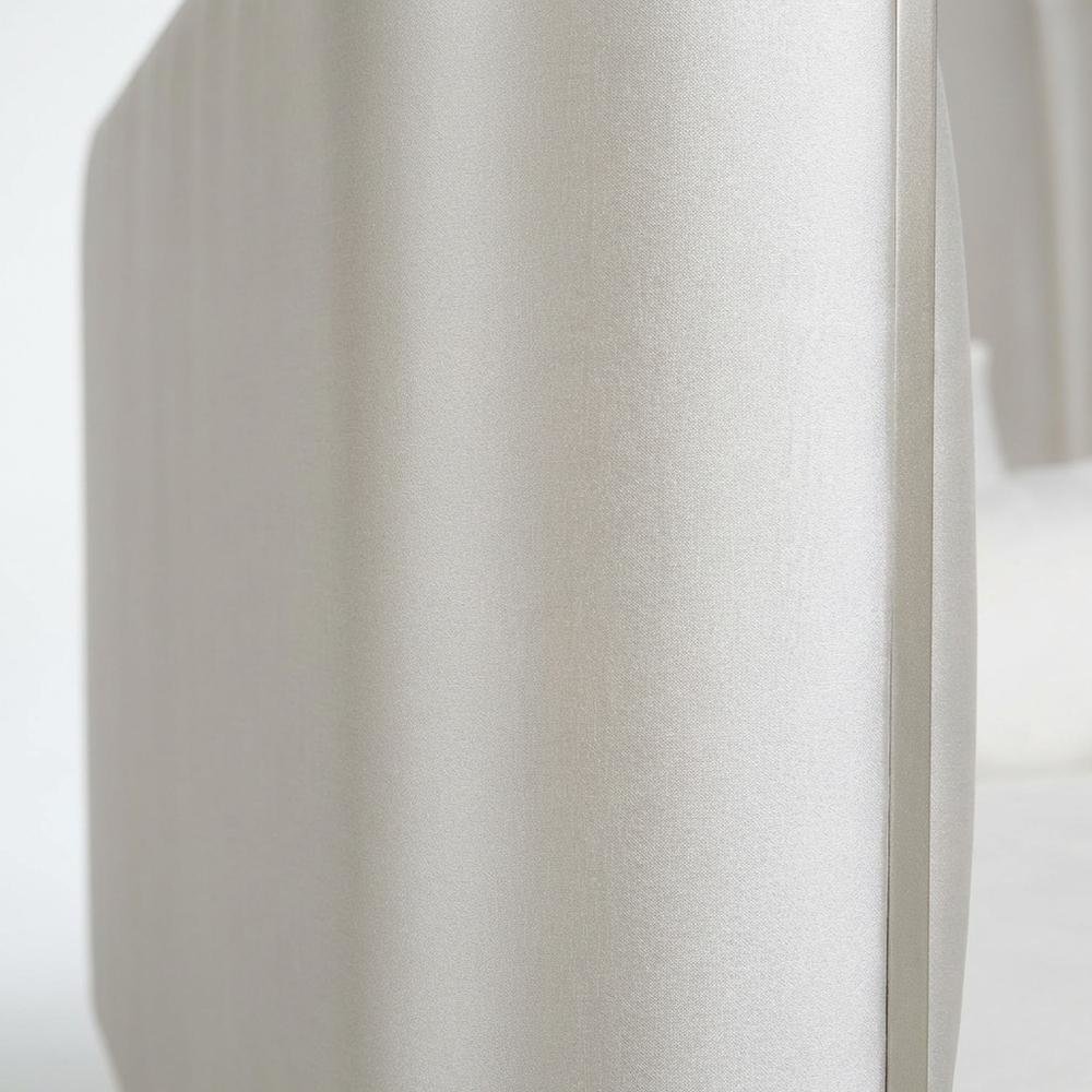 Malibu Crest Eastern King Scalloped Panel Bed - Chardonnay. Picture 9