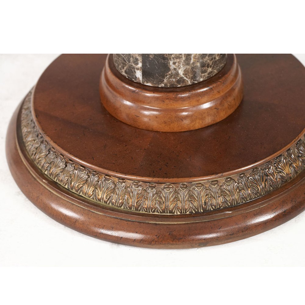 Villa Valencia Chairside Table - Classic Chestnut. Picture 2