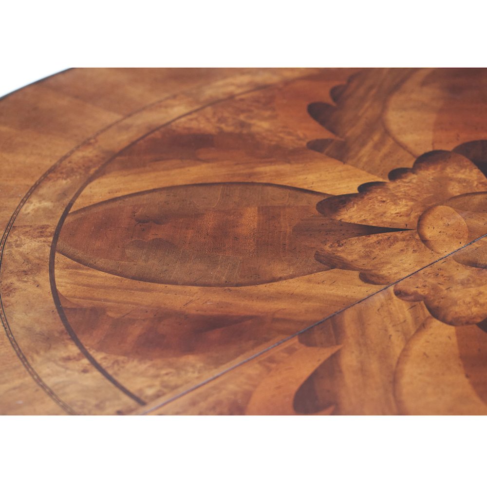 Villa Valencia Round Dining Table - Classic Chestnut. Picture 2