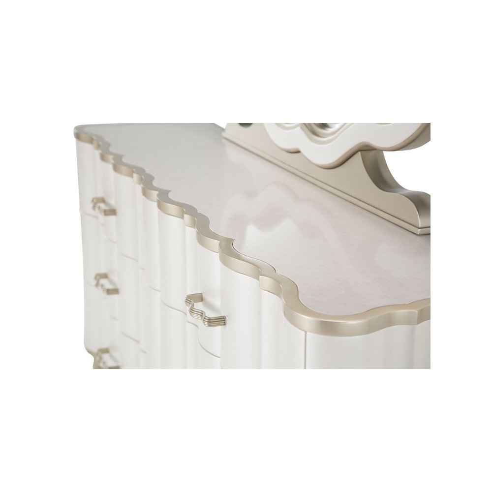 London Place Dresser - Creamy Pearl. Picture 6