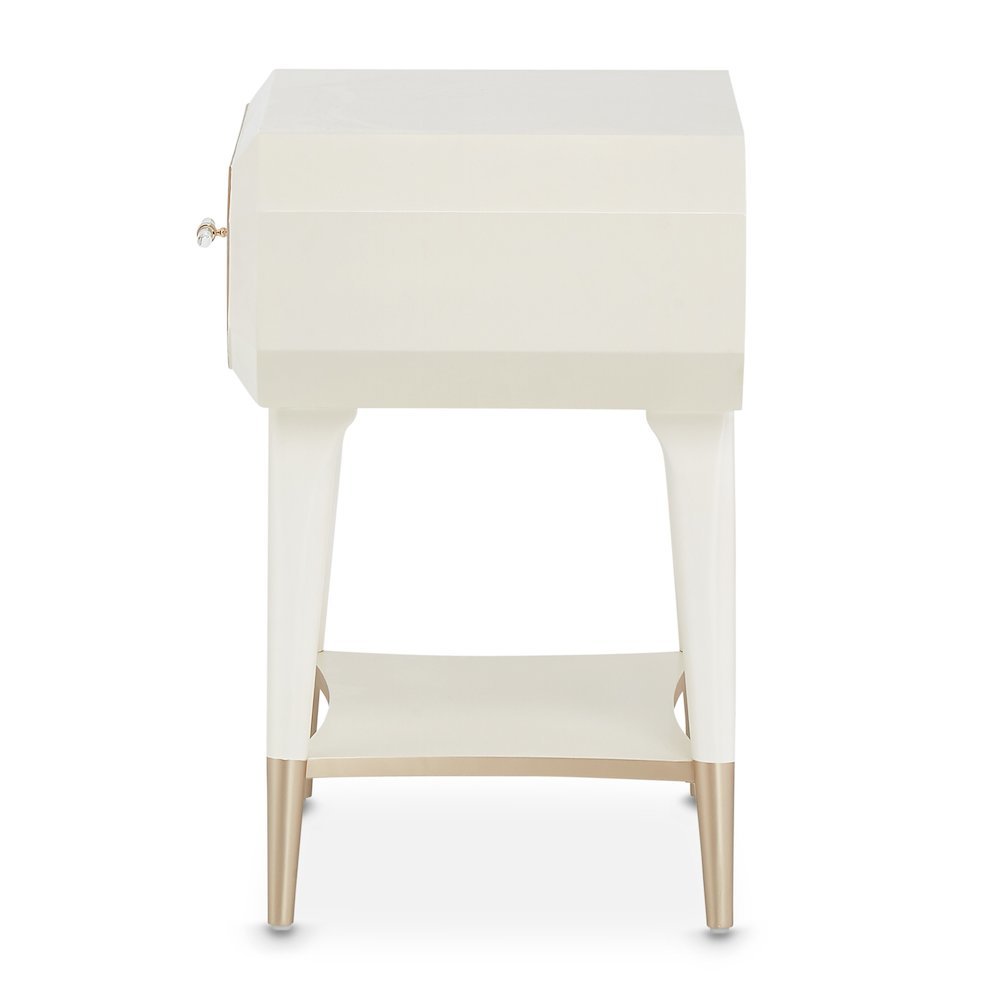 La Rachelle 1-Drawer Nightstand - Champagne. Picture 2