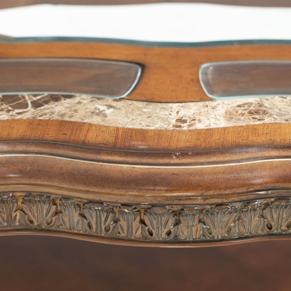 Villa Valencia Cocktail Table - Classic Chestnut. Picture 4