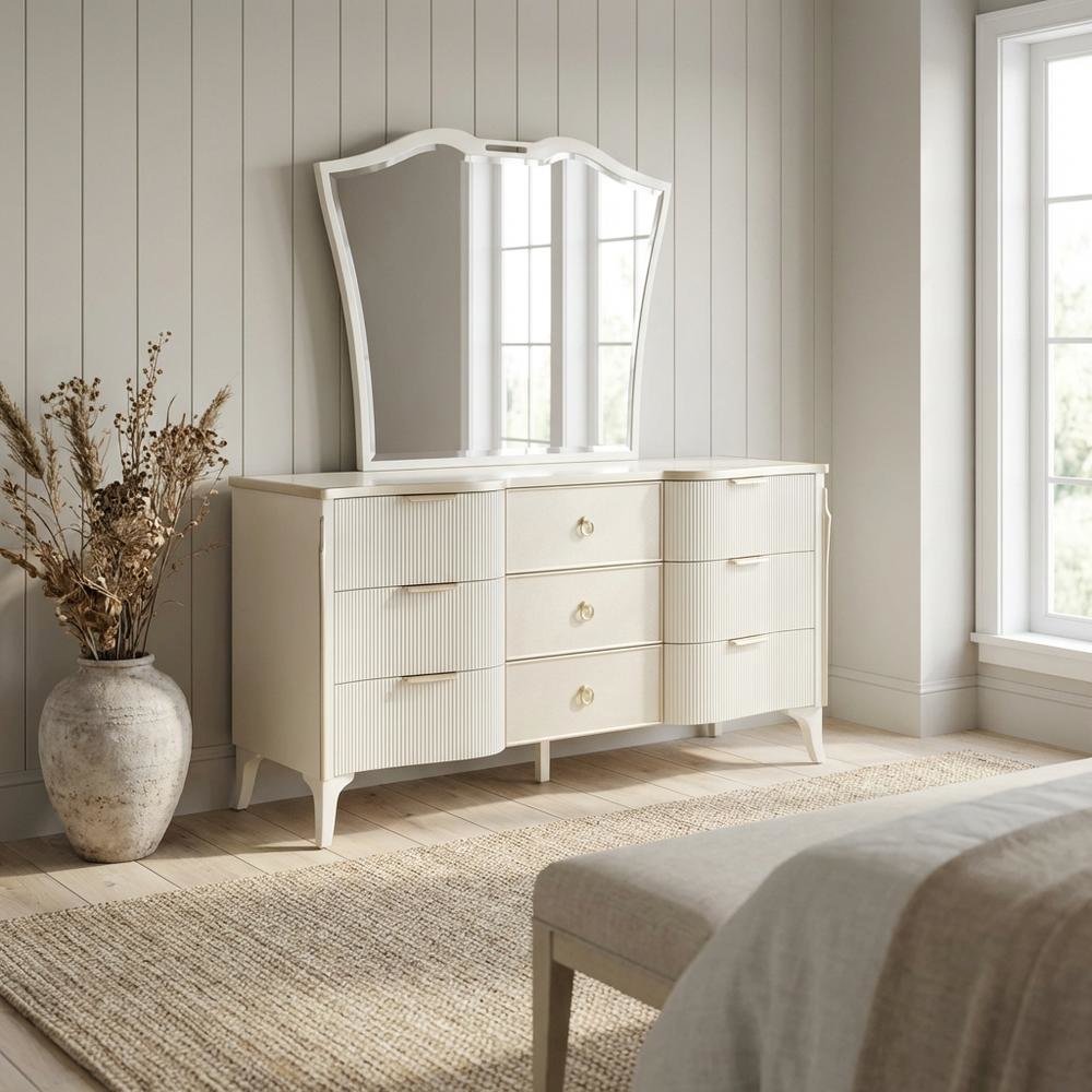 La Marisia Dresser with Mirror - Creamy Pearl. Picture 3