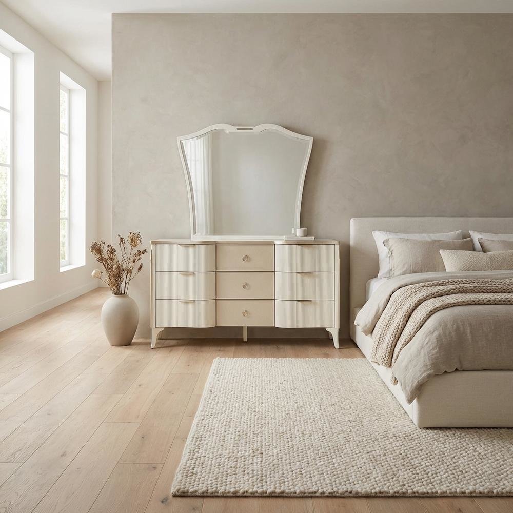 La Marisia Dresser with Mirror - Creamy Pearl. Picture 4