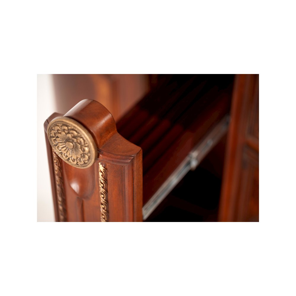 Cortina Dresser - Honey Walnut. Picture 5