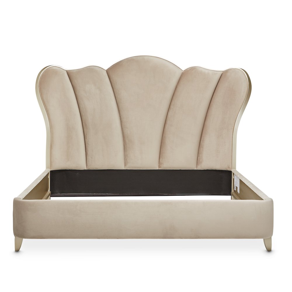 Villa Cherie Queen Channel Tufted Bed - Hazelnut. Picture 3