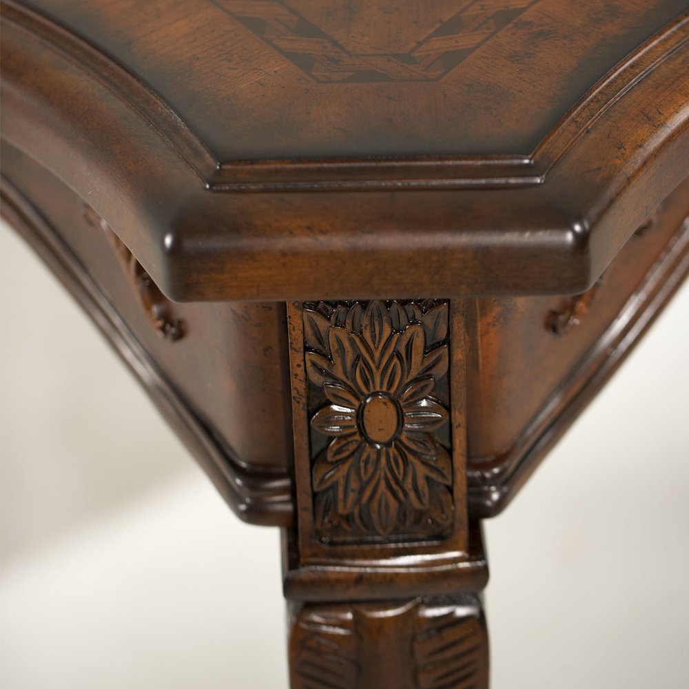 Windsor Court Gathering Table - Vintage Fruitwood. Picture 5