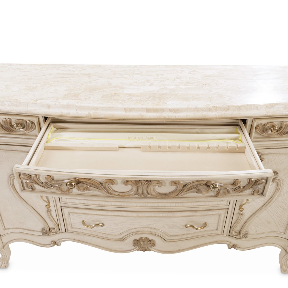 Platine de Royale Sideboard - Champagne. Picture 9