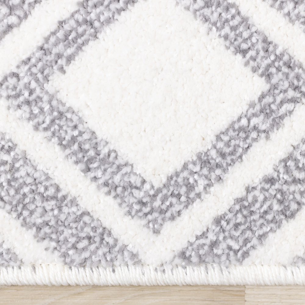 Claremont Grey White Southwest Area Rug, 7'10" x 10'6". Picture 10