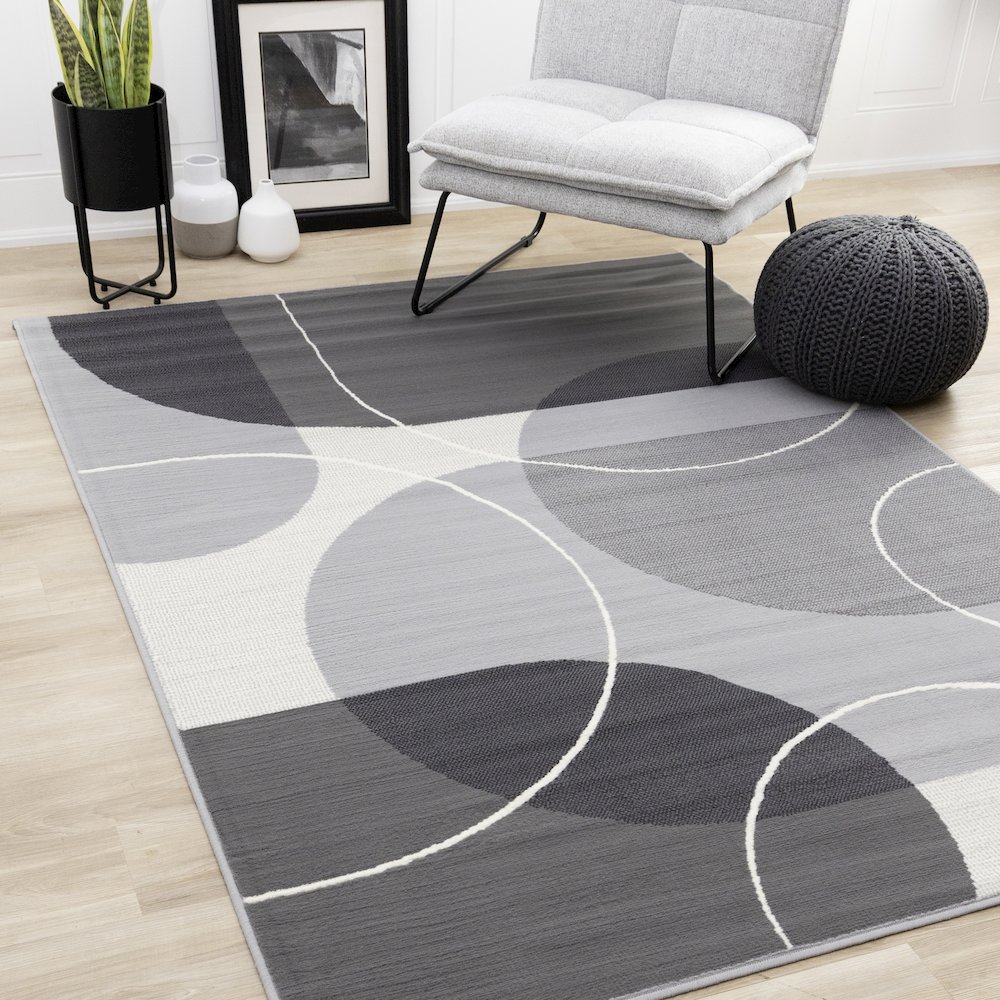 Modern Abstract Rug in Grey and White, 5x7 Area Rug for Living Room. Picture 2