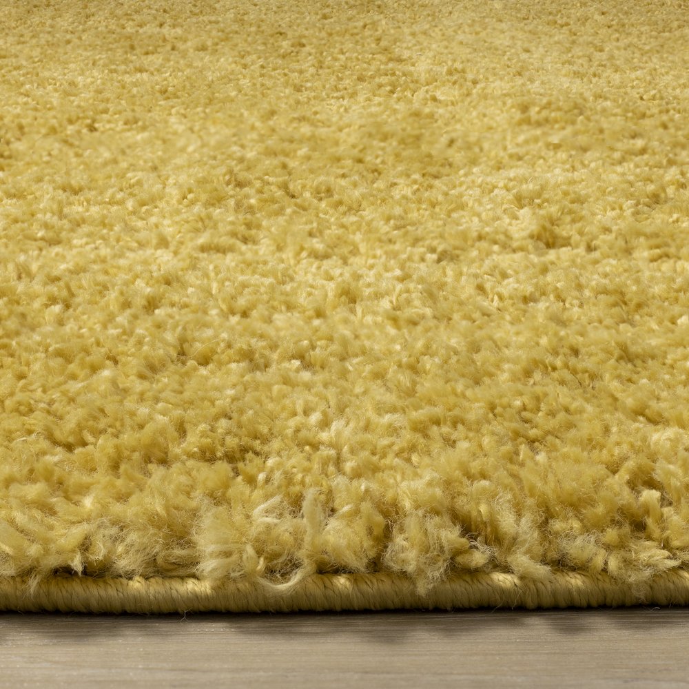 Palmer Soft Yellow Shag Rug. Picture 5