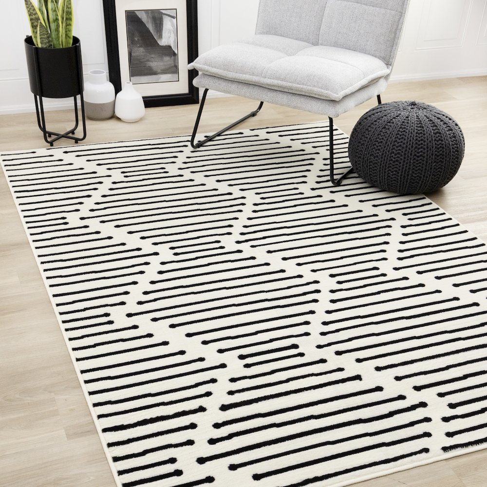 Functional Style Black White Geometric Area Rug, 6'7" x 9'6". Picture 2