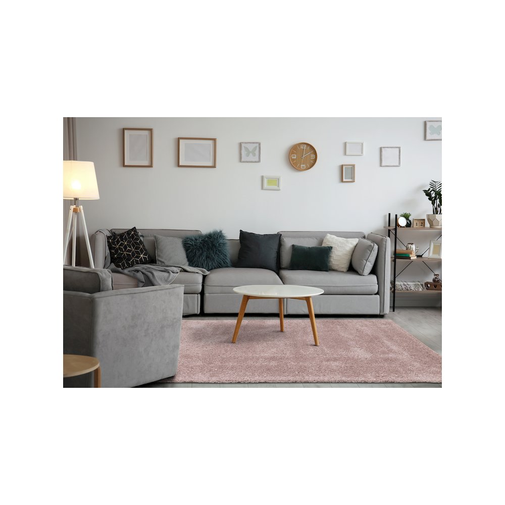 Palmer Soft Pink Shag Rug, 6'7" x 9'6". Picture 3