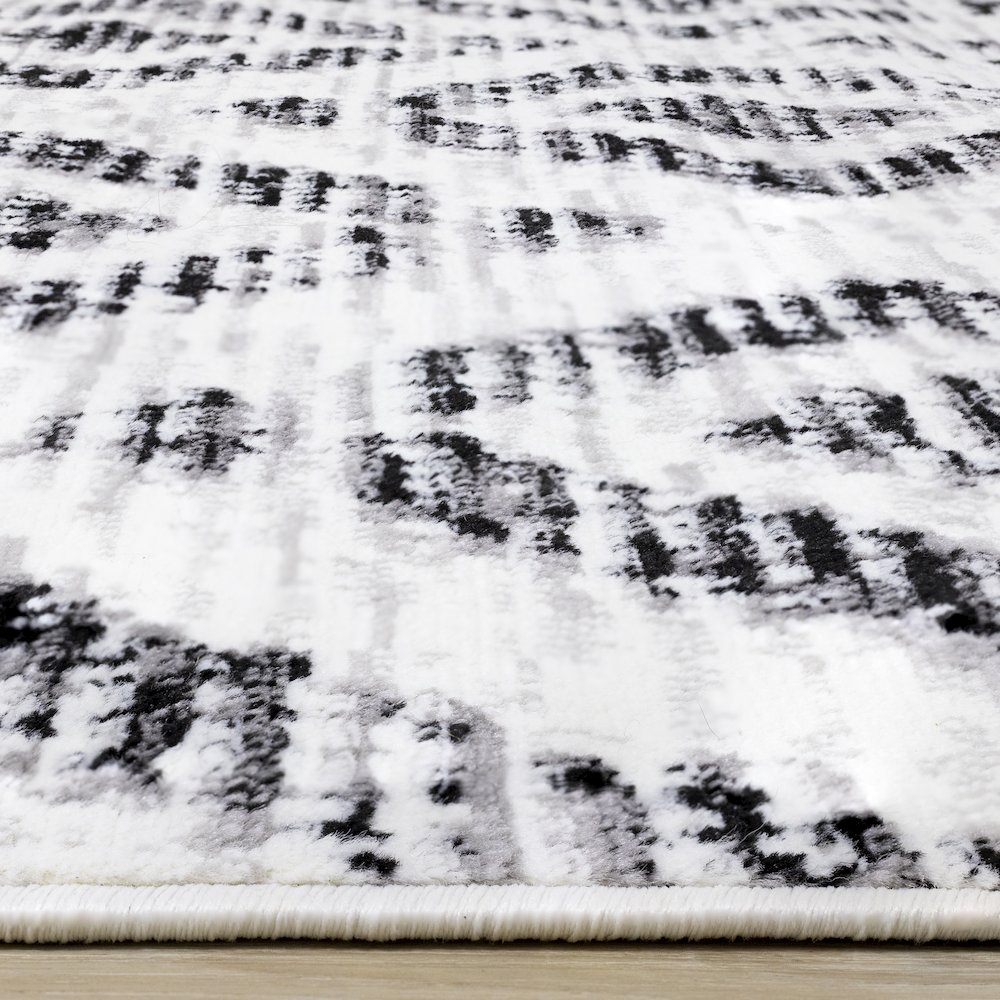 Meridian Grey Diamond Distressed Rug, 7'10" x 10'6". Picture 5